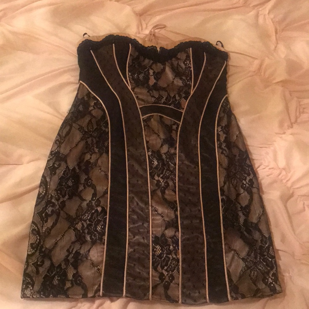 Bebe lace dress worn once